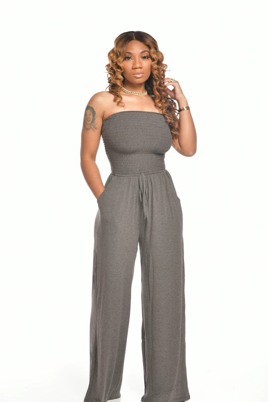 Off-shoulder gesmokte jumpsuit in effen kleur